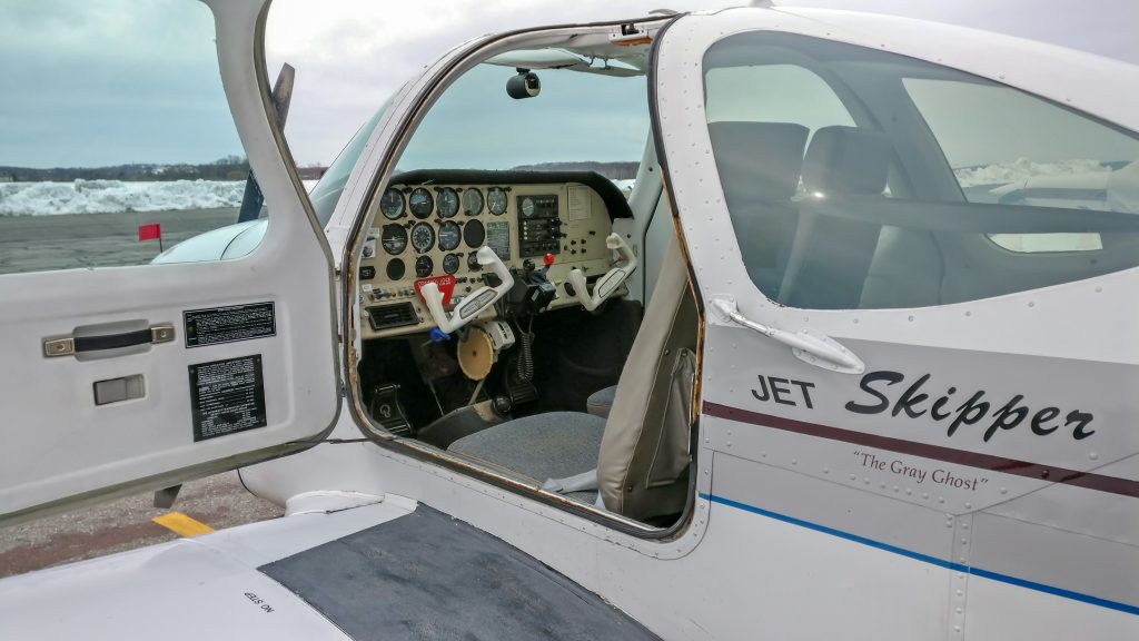 Skipper left side door